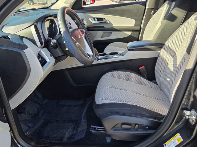 Used 2017 Chevrolet Equinox LT w/ Convenience Package image 9