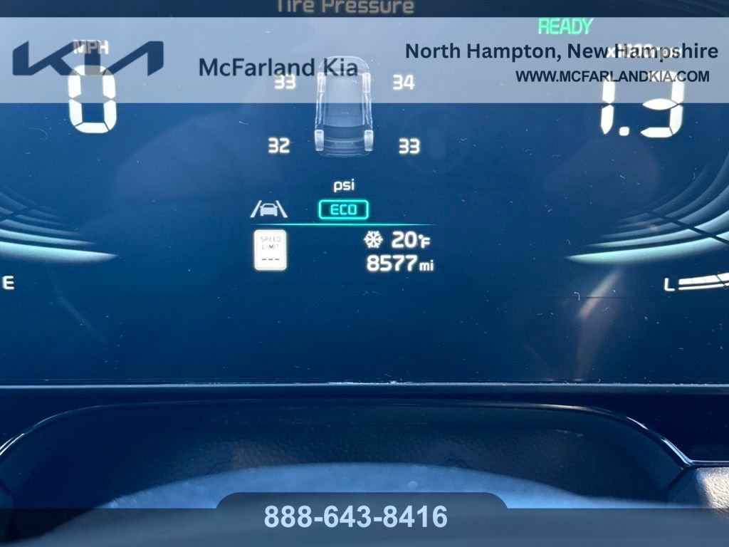 Used 2024 Kia Niro SX image 18