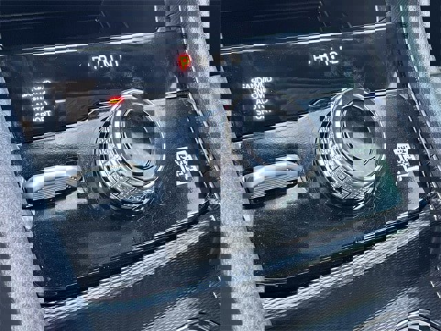 Used 2025 Jeep Grand Cherokee L Limited image 22