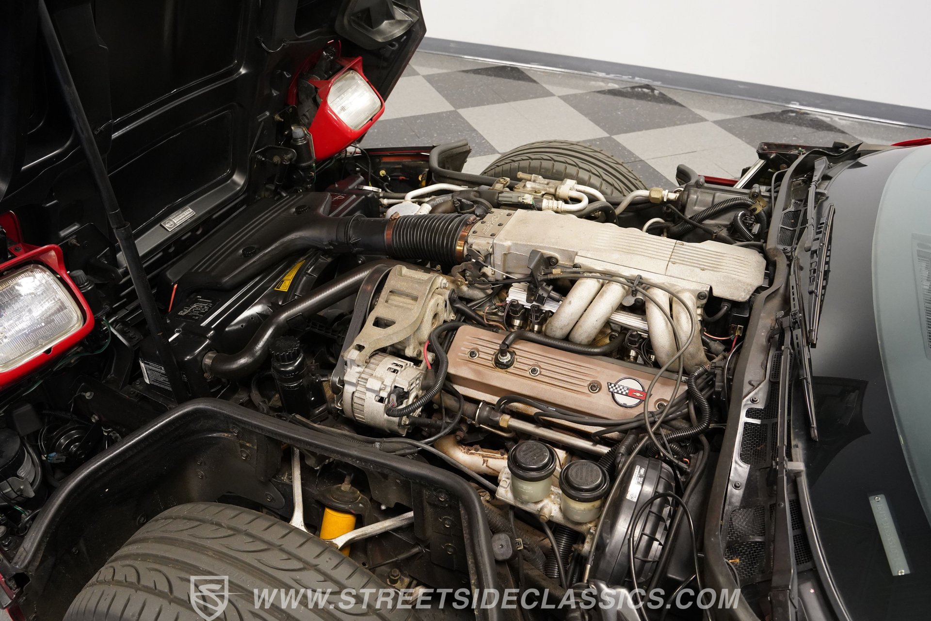 Used 1989 Chevrolet Corvette Convertible RWD image 32
