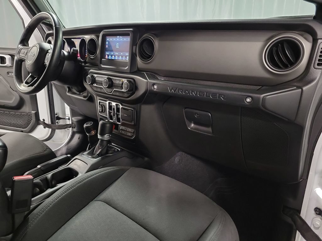 Used 2022 Jeep Wrangler Unlimited Sport AWD/4WD image 32