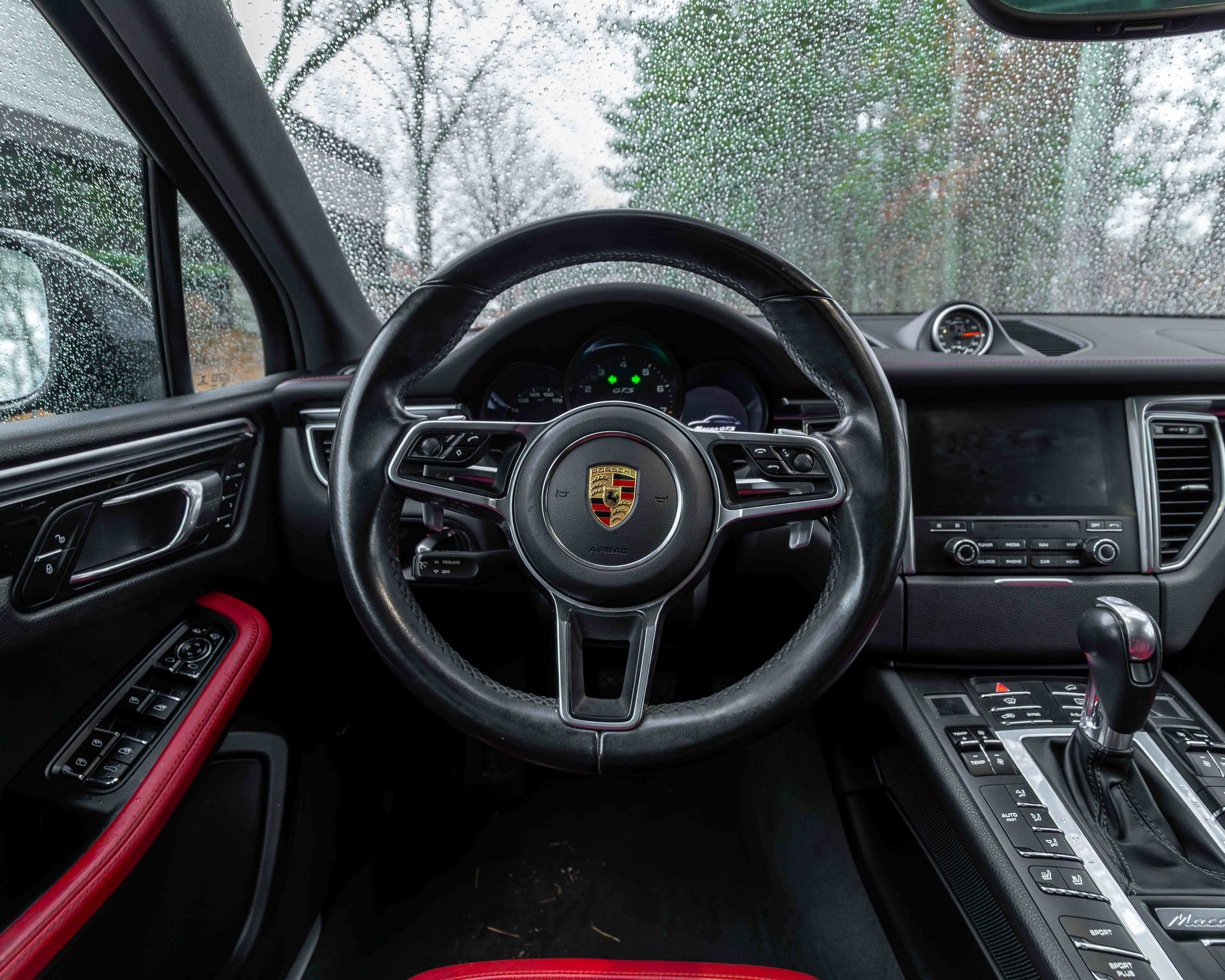Used 2017 Porsche Macan GTS image 6