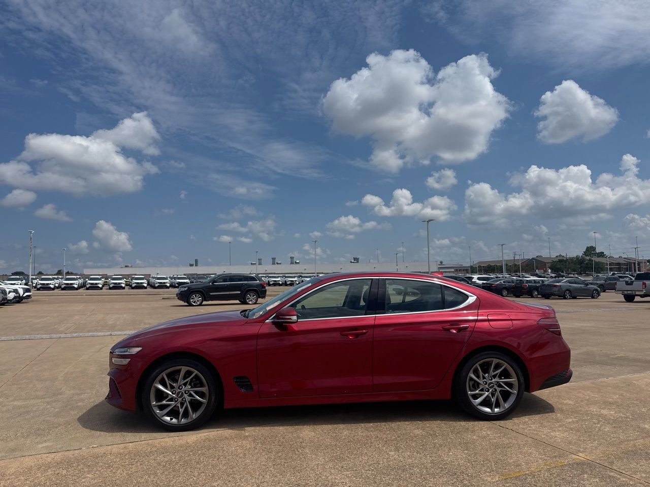 Used 2022 Genesis G70 2.0T RWD image 12