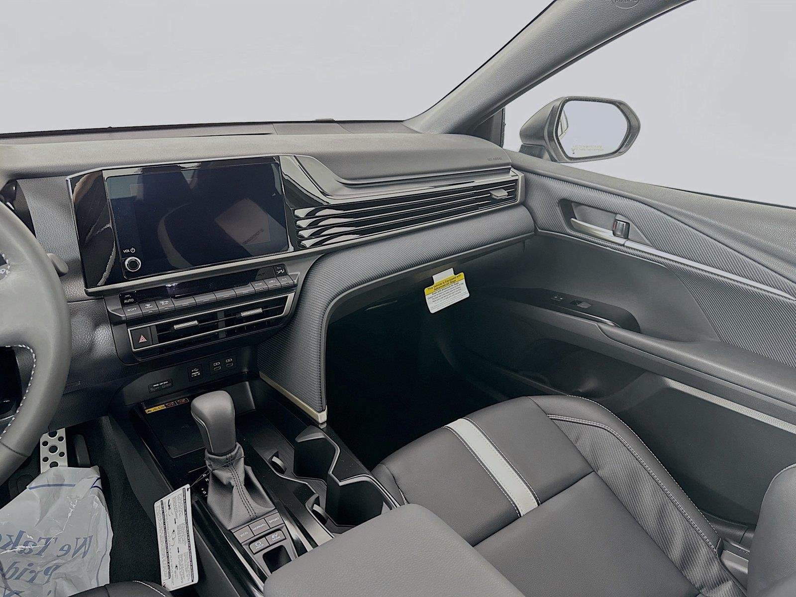New 2026 Toyota Camry SE w/ Convenience Package FWD image 38