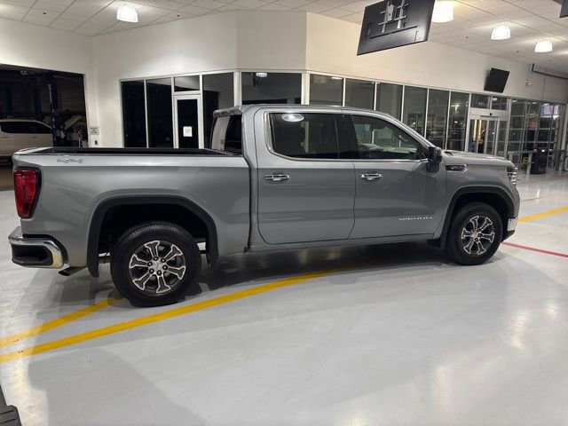 Used 2024 GMC Sierra 1500 SLT image 10