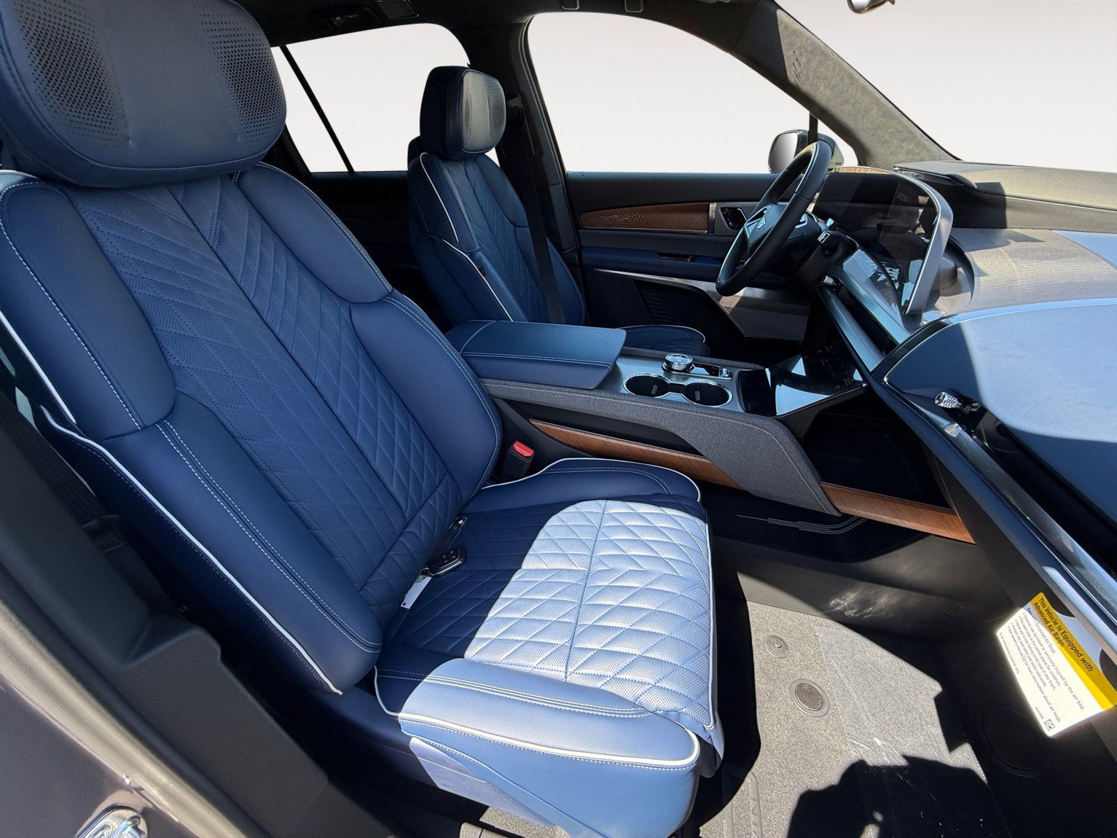 New 2026 Cadillac Vistiq Premium Luxury image 19