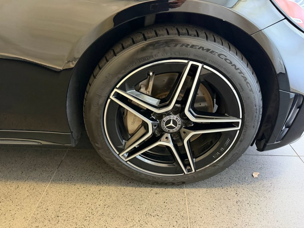 Used 2023 Mercedes-Benz C 300 4MATIC Coupe image 9