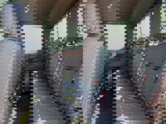 Certified 2024 Chevrolet Silverado 1500 High Country w/ Technology Package image 13