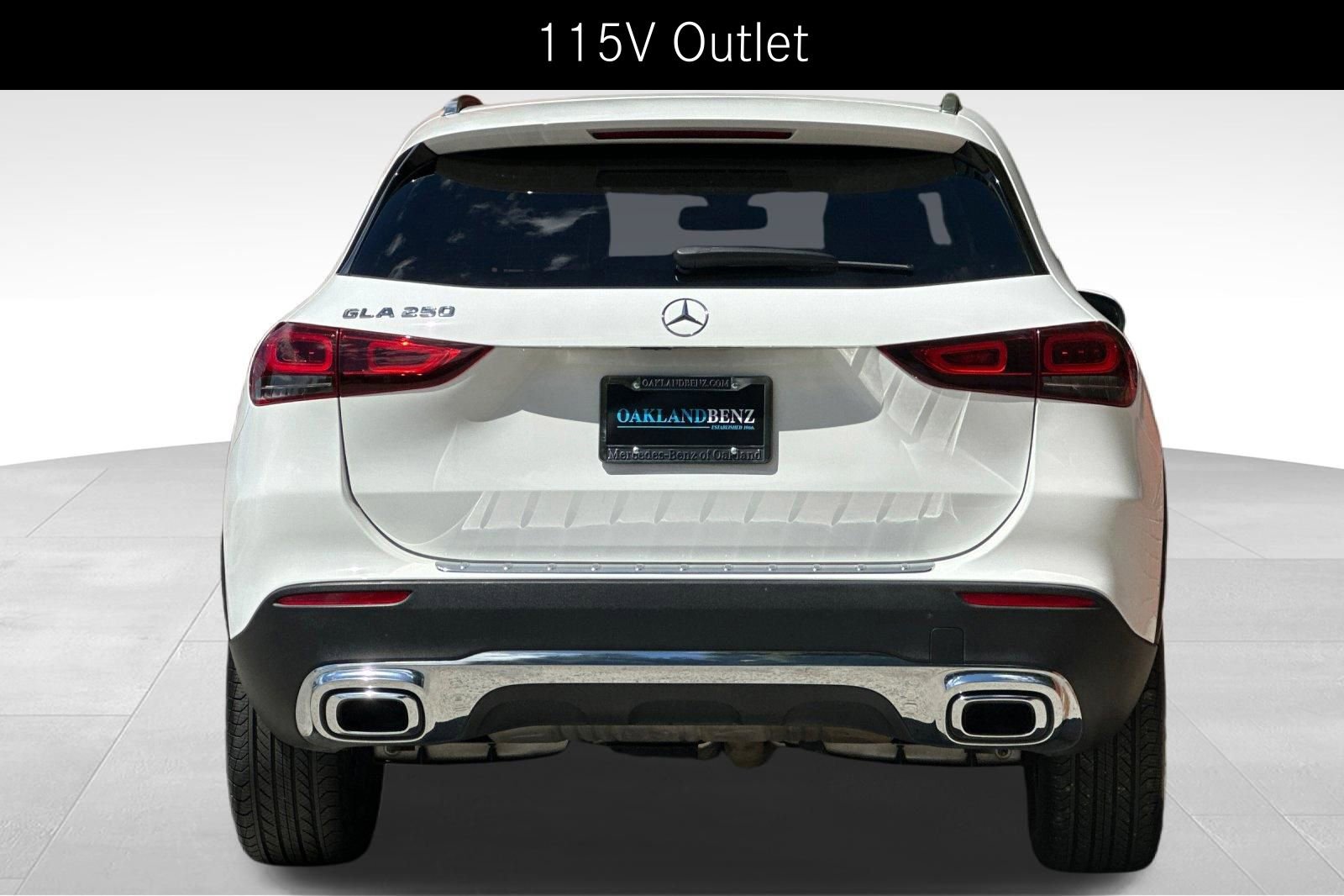 Certified 2023 Mercedes-Benz GLA 250 w/ Premium Package image 8