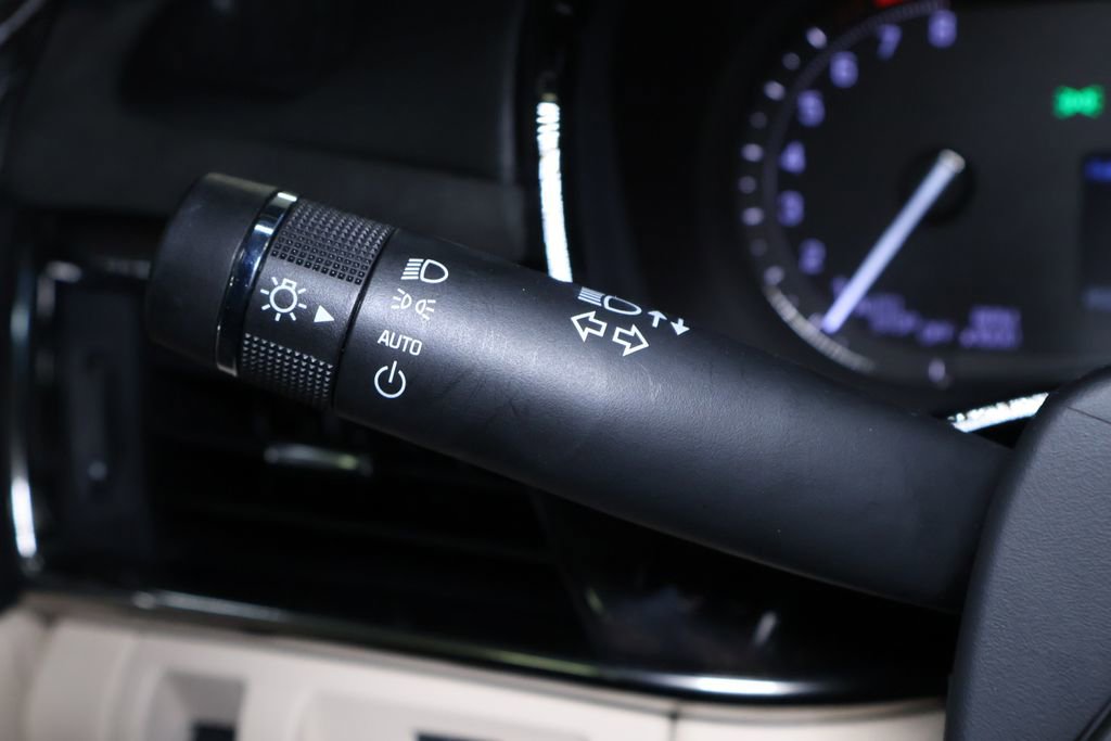 Used 2019 Cadillac CTS Luxury image 25