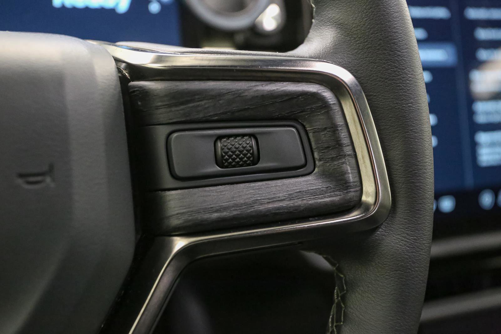 Used 2023 Rivian R1S Launch Edition AWD/4WD image 43