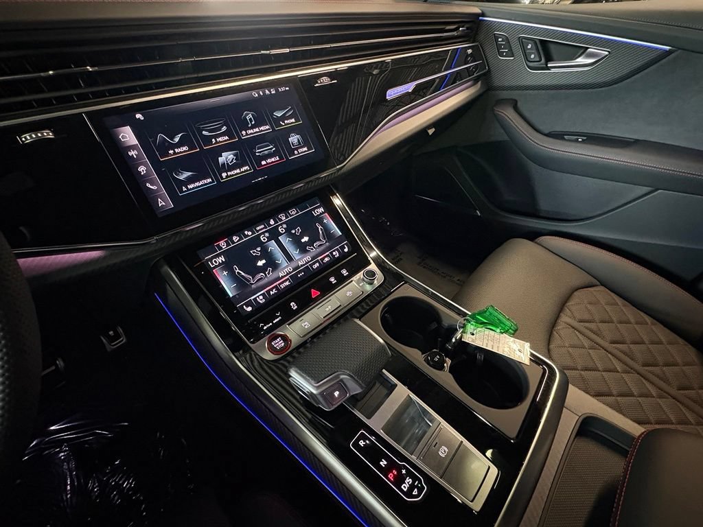 New 2026 Audi SQ8 Prestige AWD/4WD image 33