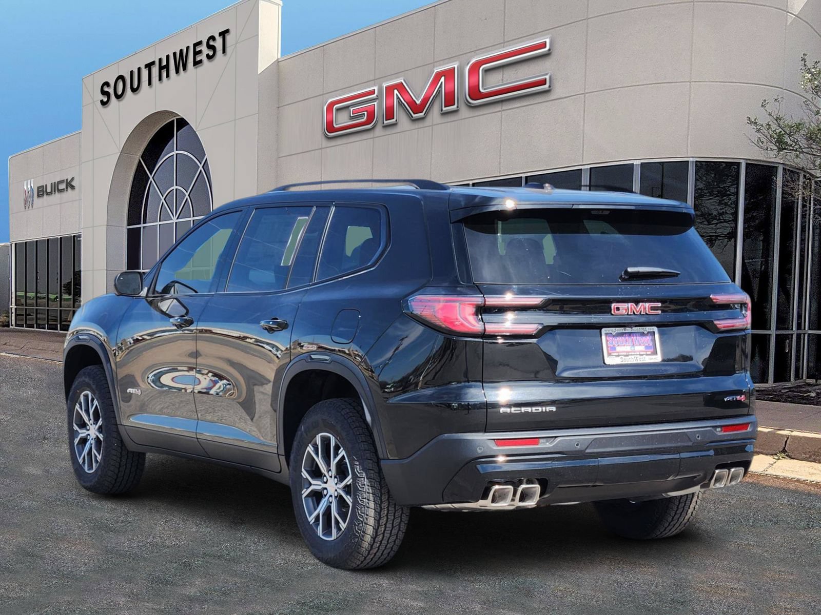 New 2026 GMC Acadia AT4 w/ Luxury Package AWD/4WD image 4