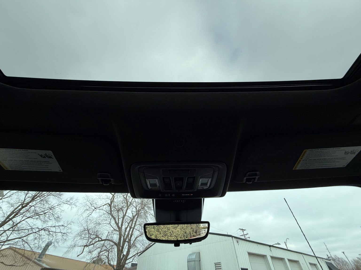 Used 2025 GMC Sierra 2500 AT4X image 21