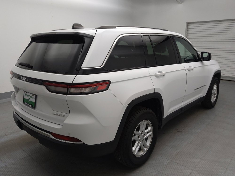 Used 2022 Jeep Grand Cherokee Laredo w/ Luxury Tech Group I AWD/4WD image 9