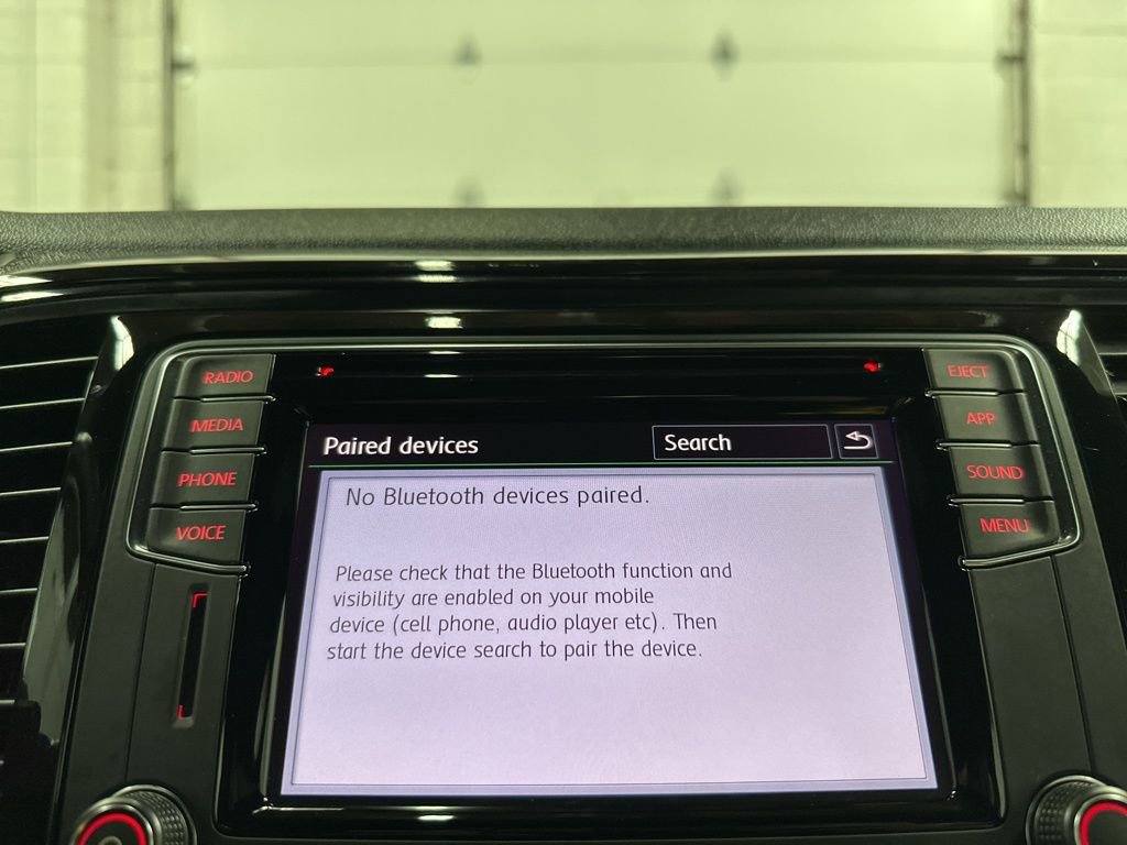 Used 2018 Volkswagen Beetle 2.0T SE image 30