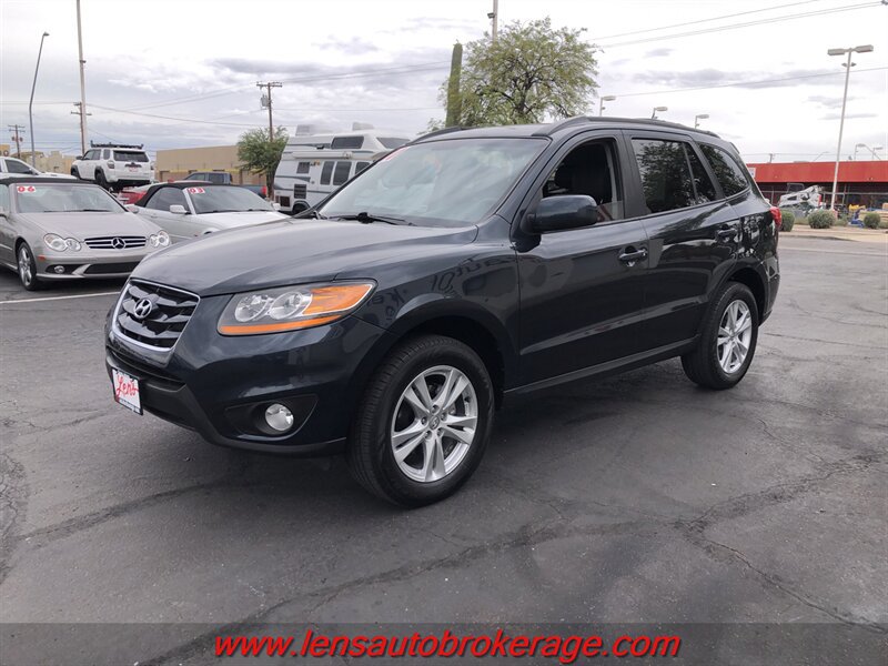 Used 2010 Hyundai Santa Fe SE FWD image 4