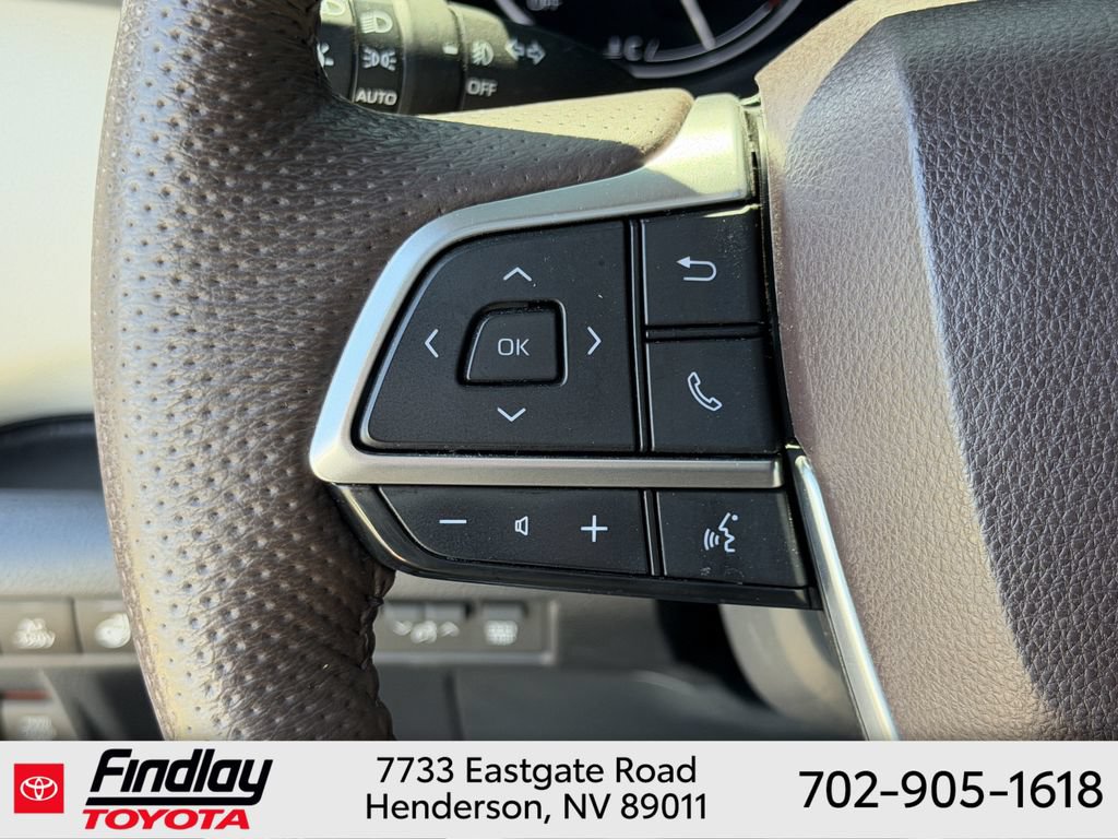 Certified 2024 Toyota Sienna Platinum AWD/4WD image 23