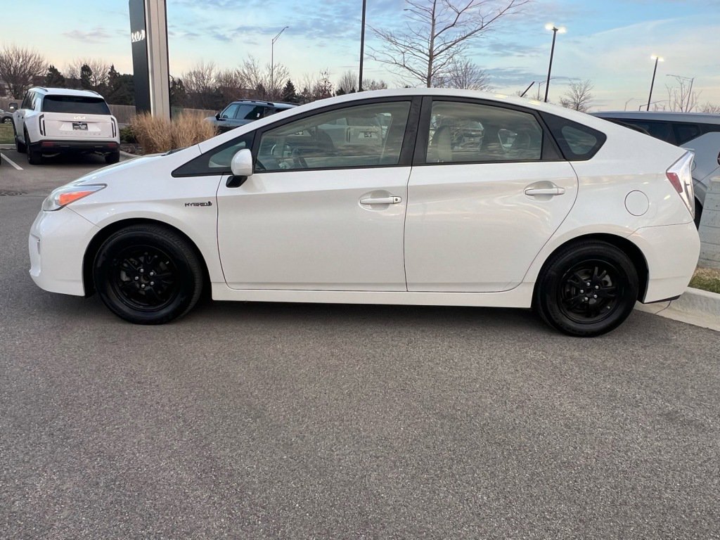 Used 2012 Toyota Prius Two image 3