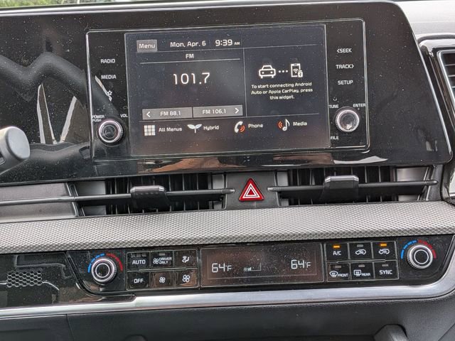 Used 2025 Kia Sportage LX FWD image 16