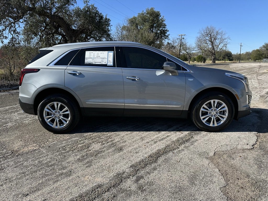 New 2026 Cadillac XT5 Luxury w/ LPO, Floor Liner Package image 6