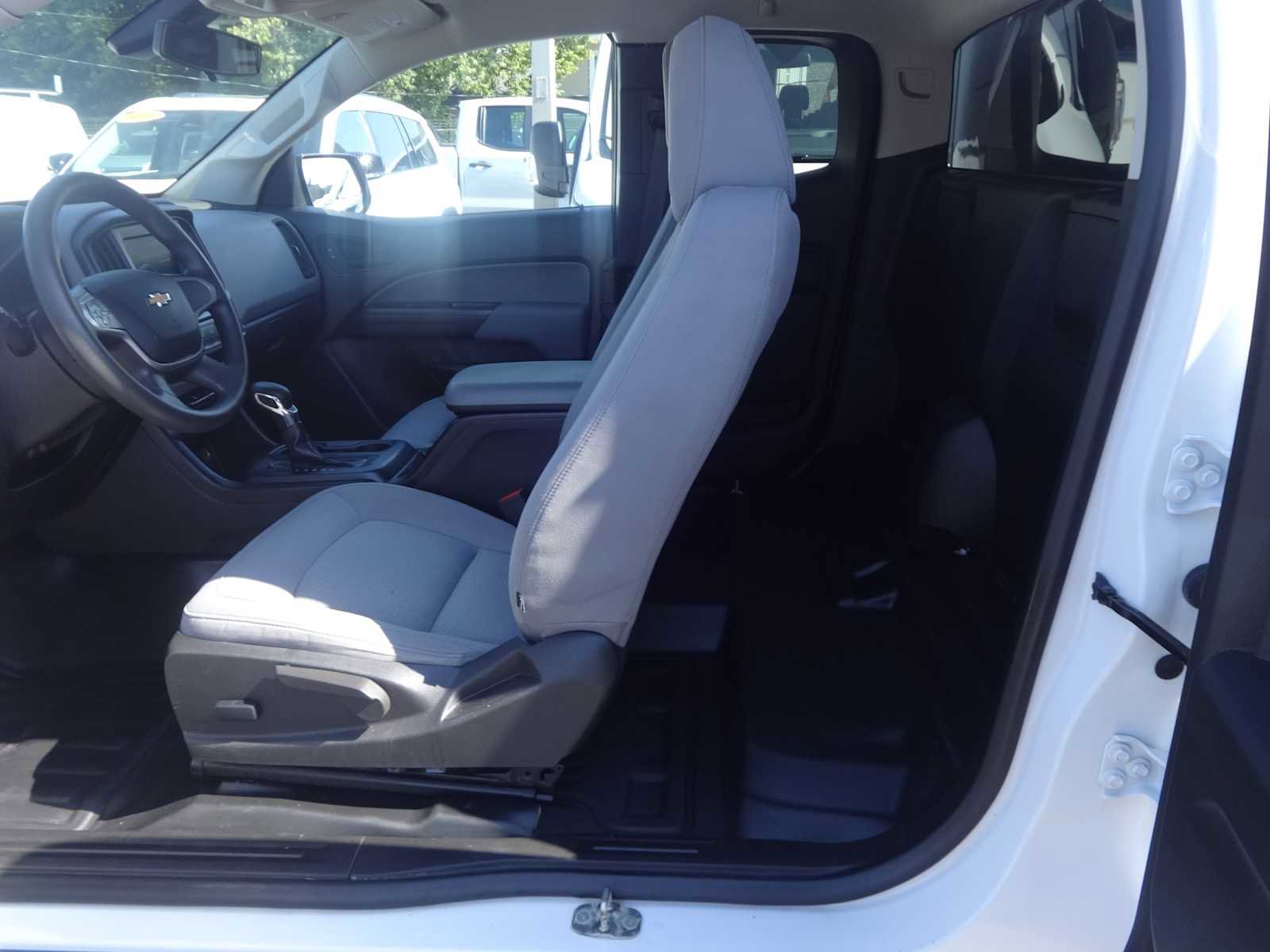 Used 2022 Chevrolet Colorado W/T w/ WT Convenience Package image 11