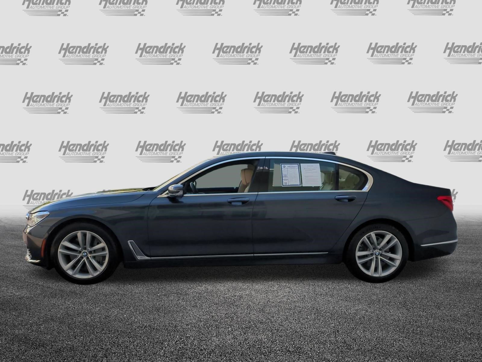 Used 2016 BMW 750i RWD image 7