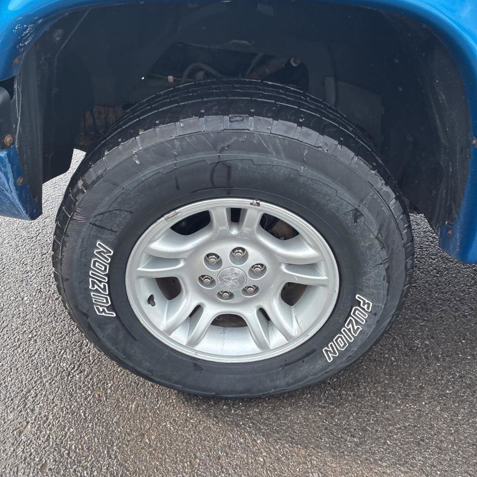 Used 2001 Dodge Dakota Sport image 31