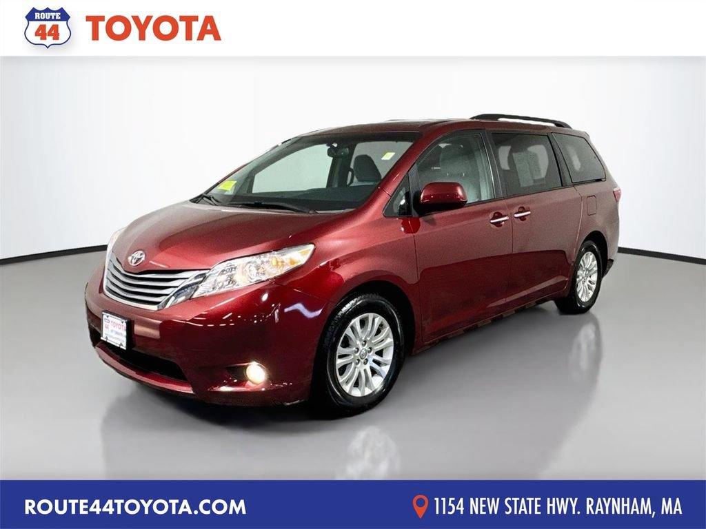Used 2017 Toyota Sienna XLE w/ XLE Navigation Package