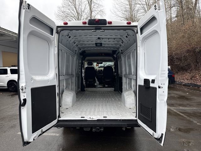 Used 2024 RAM ProMaster 3500 w/ Premium Convenience Group image 15