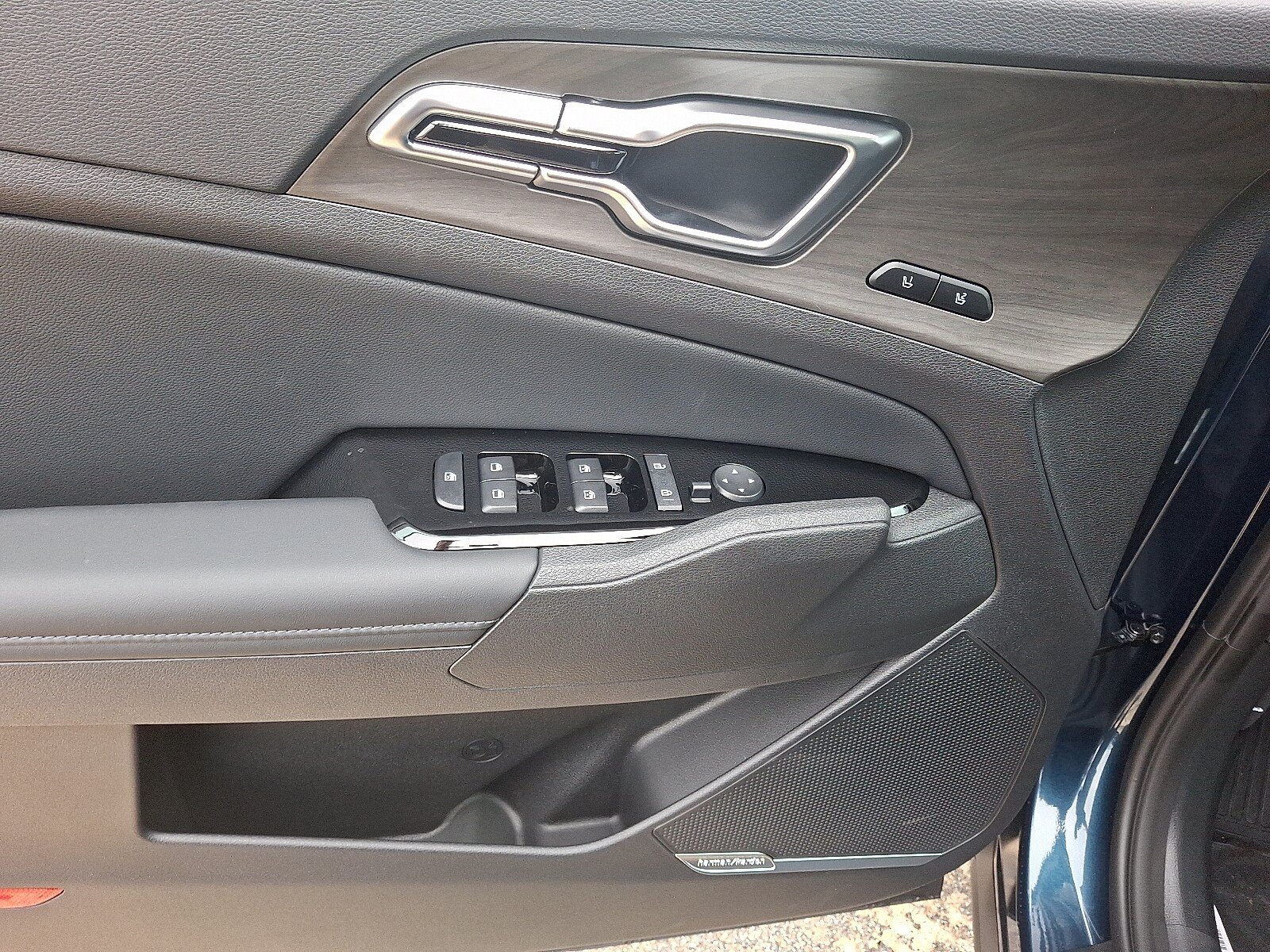 New 2025 Kia Sportage X-Line Prestige AWD/4WD image 8