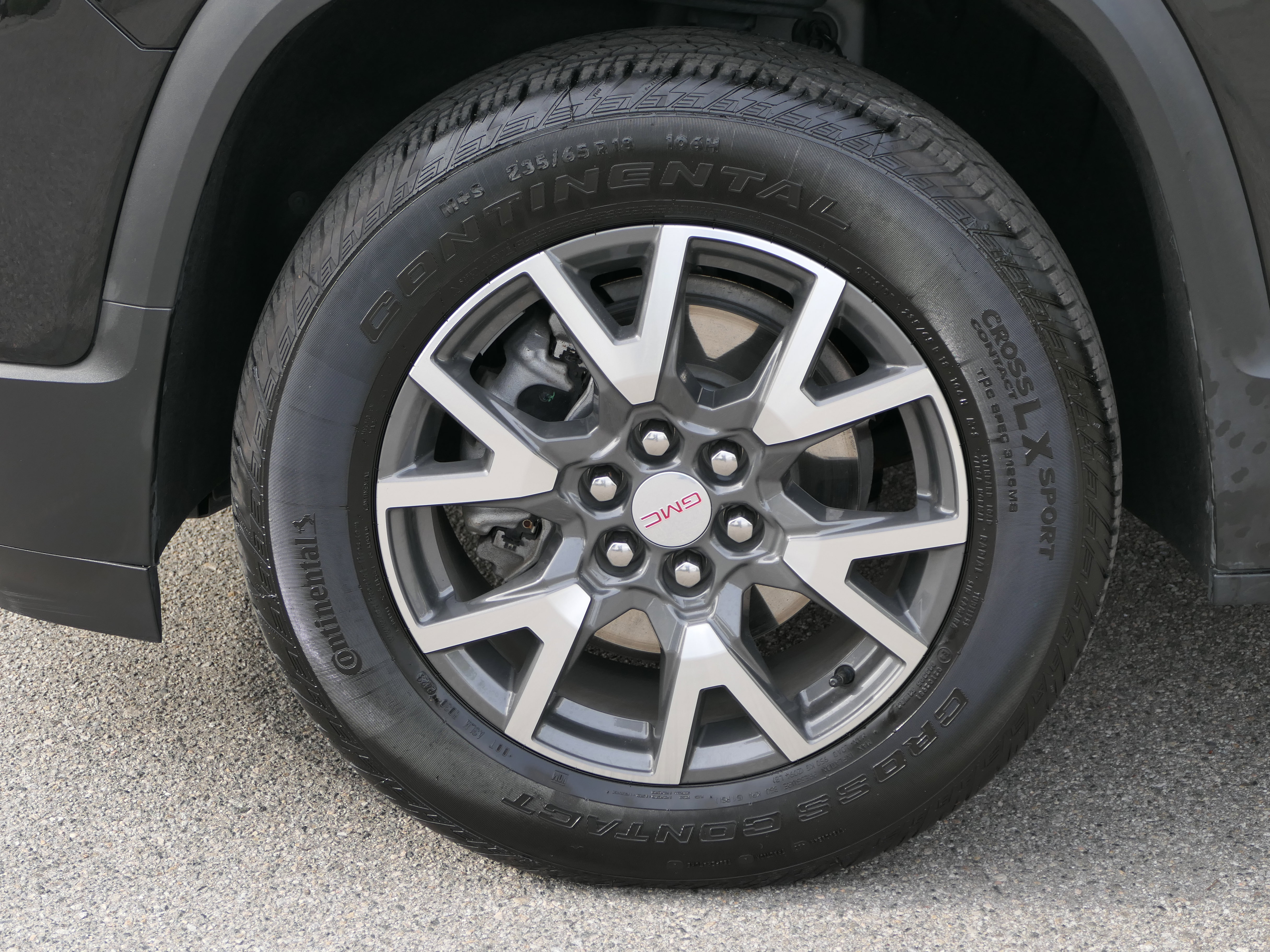 Used 2023 GMC Acadia SLE w/ Driver Convenience Package FWD image 10