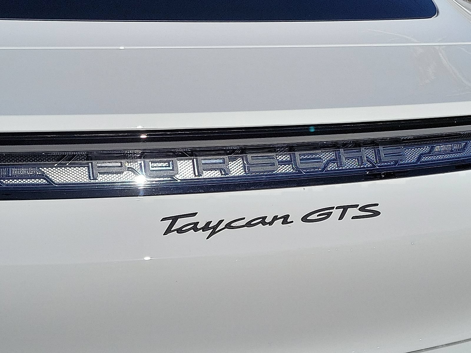 New 2025 Porsche Taycan GTS AWD/4WD image 28