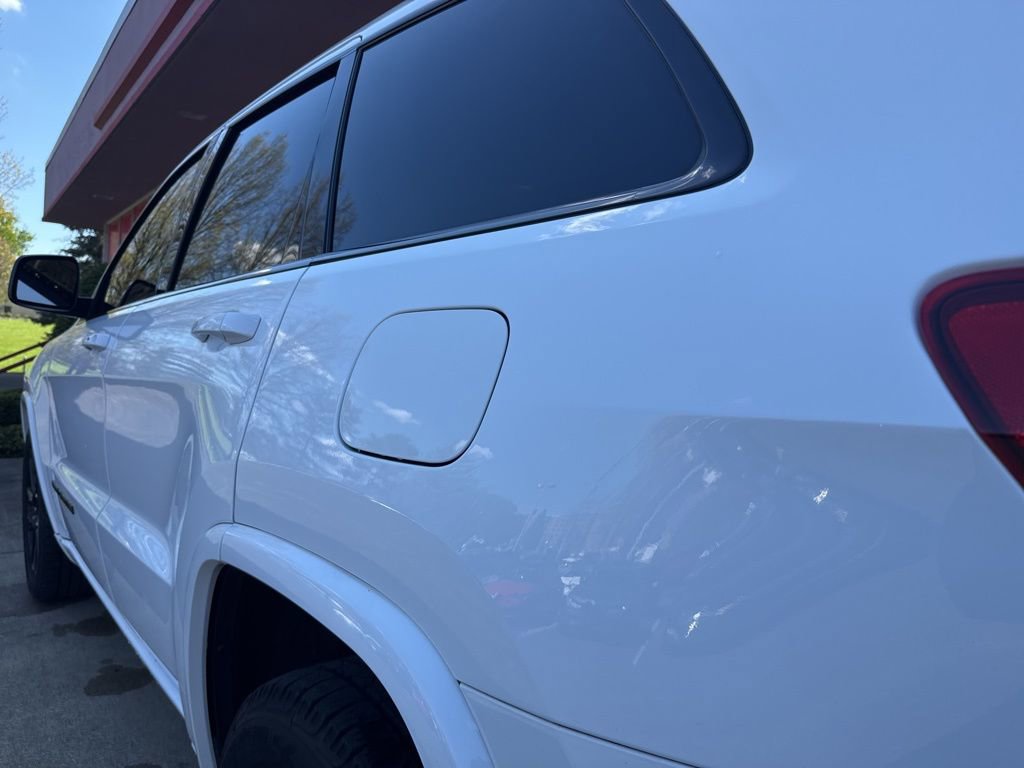 Used 2018 Jeep Grand Cherokee Altitude image 13