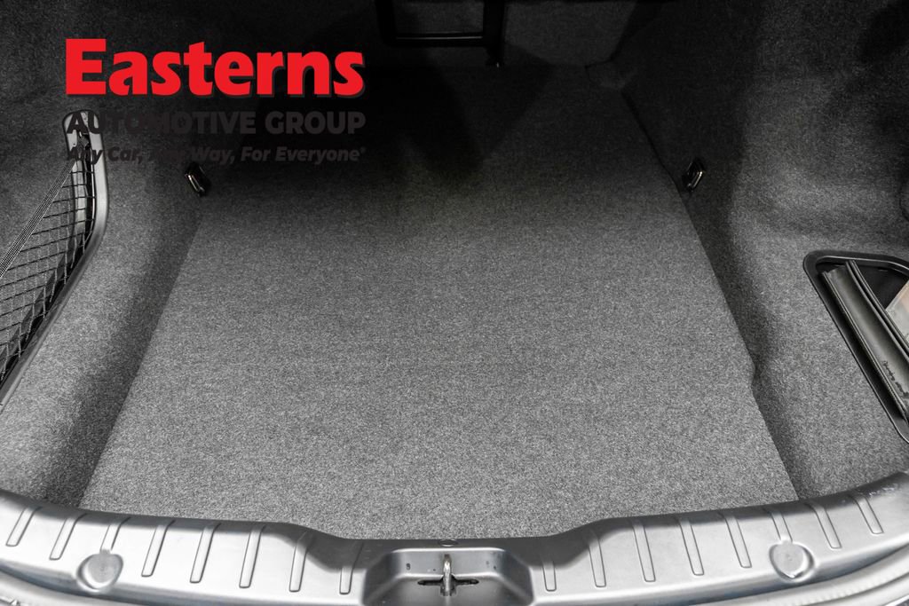 Used 2015 BMW M5 image 8