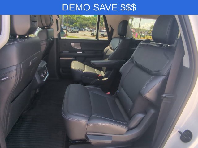 New 2026 Ford Expedition Max Platinum w/ Driver's Package AWD/4WD image 15
