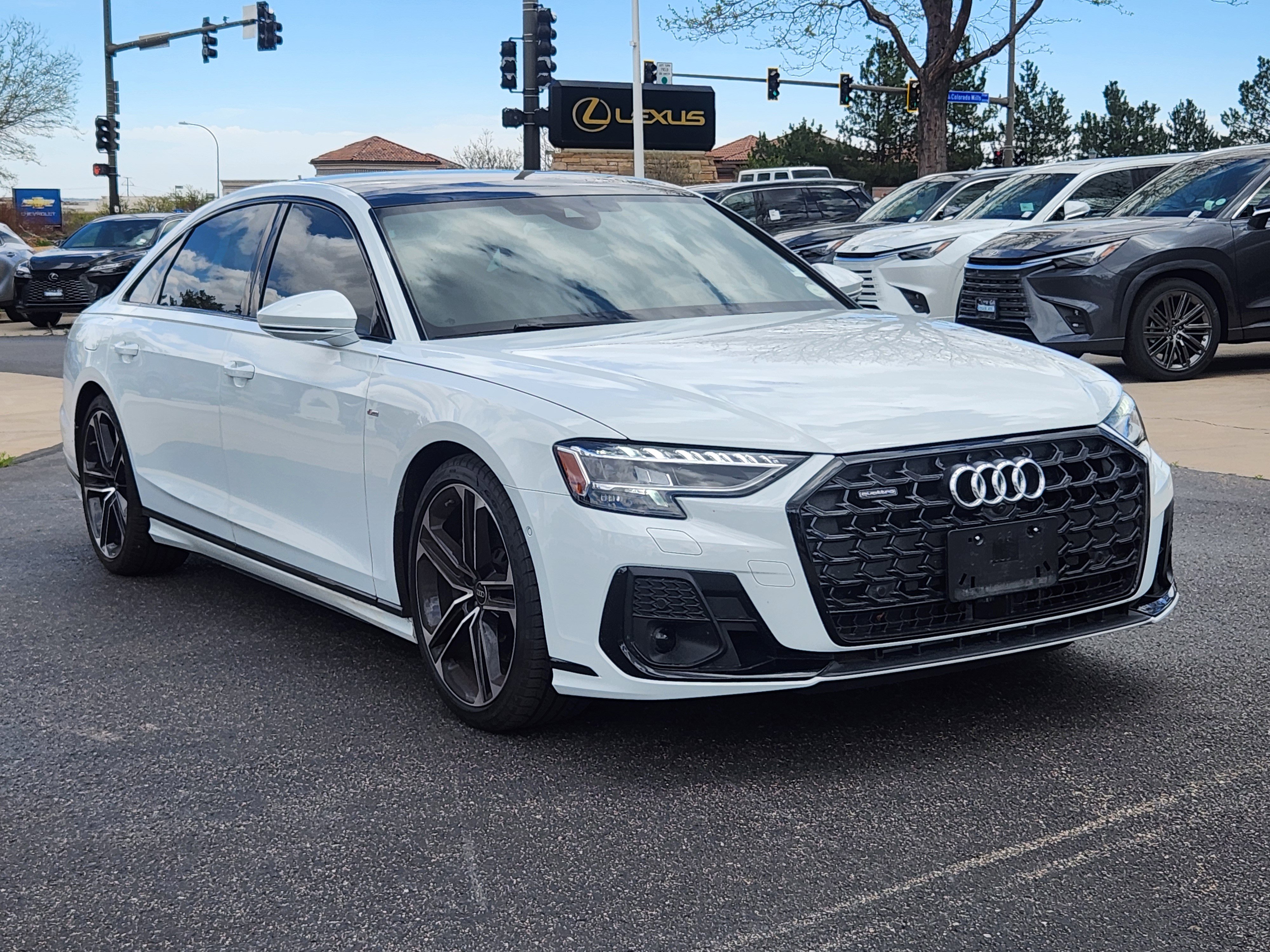 Used 2025 Audi A8 L 3.0T image 4