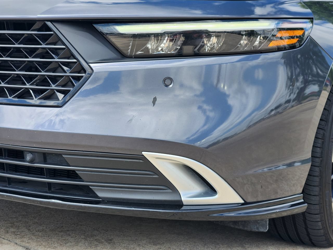 Used 2023 Honda Accord Touring image 9
