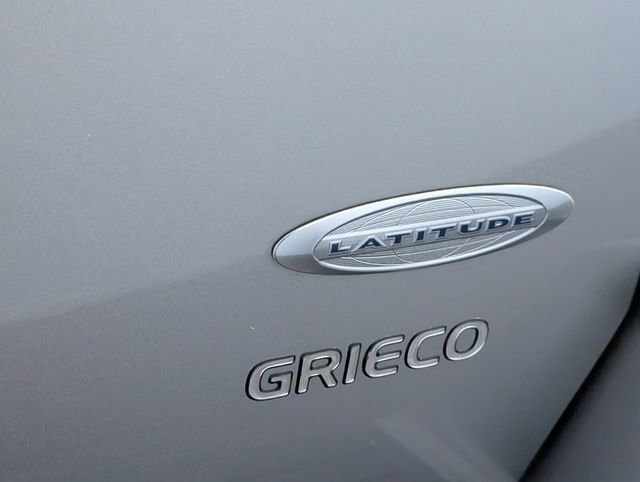 Used 2016 Jeep Compass Latitude w/ Sun/Sound Group image 13