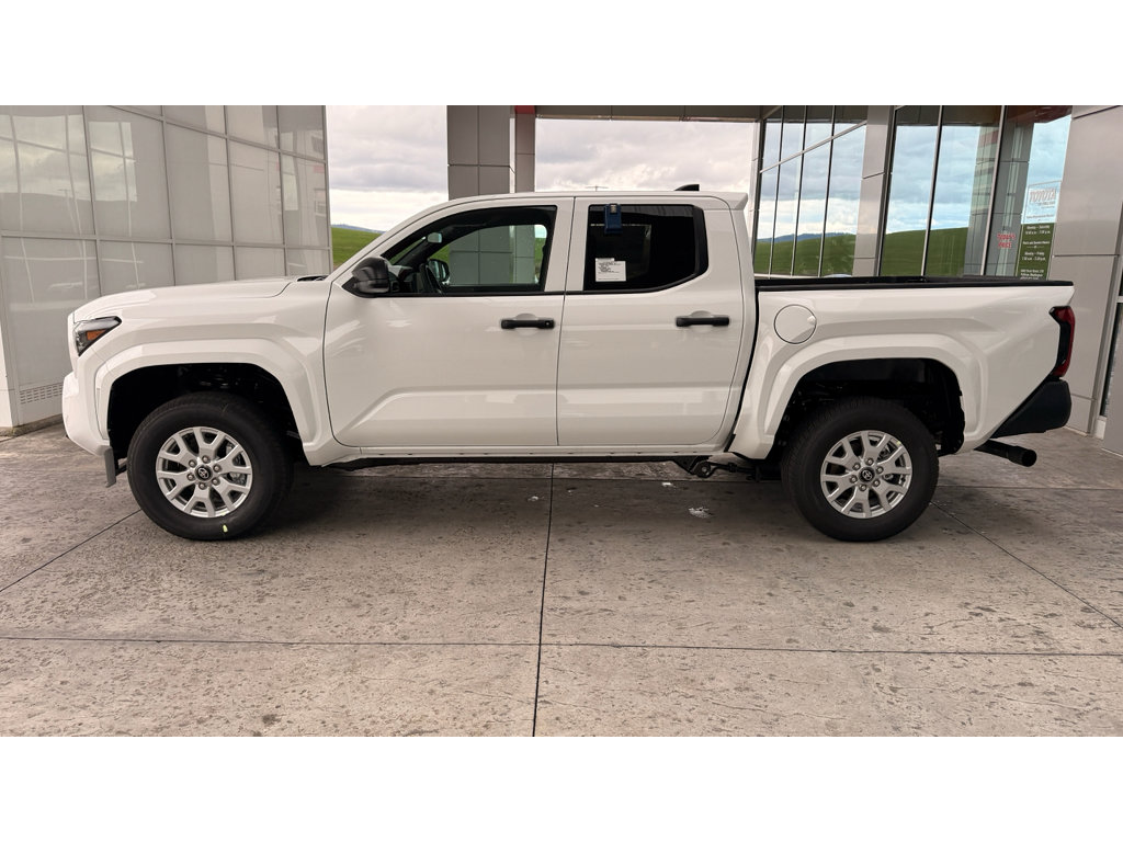 New 2026 Toyota Tacoma SR image 5