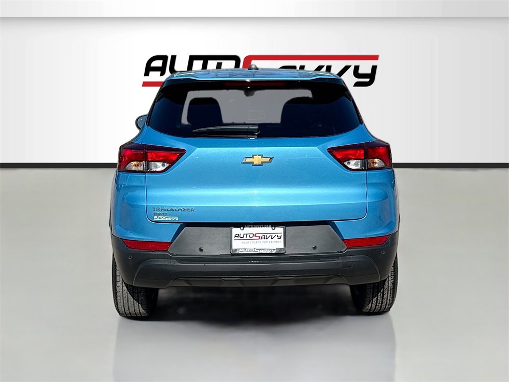 Used 2025 Chevrolet TrailBlazer LS w/ LS Convenience Package image 6