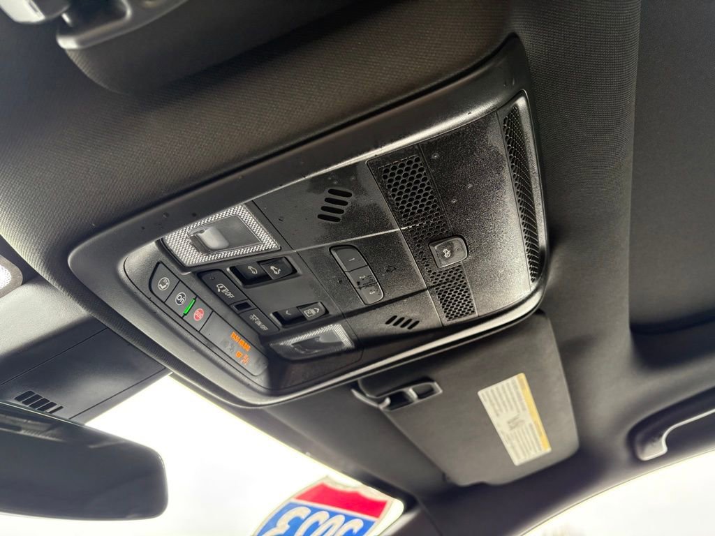 Used 2023 Cadillac XT5 Premium Luxury image 8