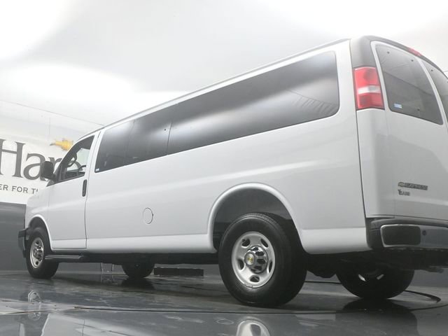 New 2025 Chevrolet Express 3500 LT w/ LT Preferred Equipment Group RWD image 5