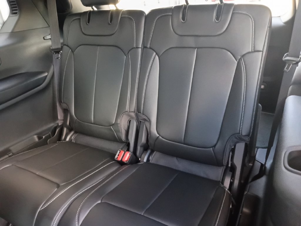 New 2026 Jeep Grand Cherokee L Limited AWD/4WD image 5
