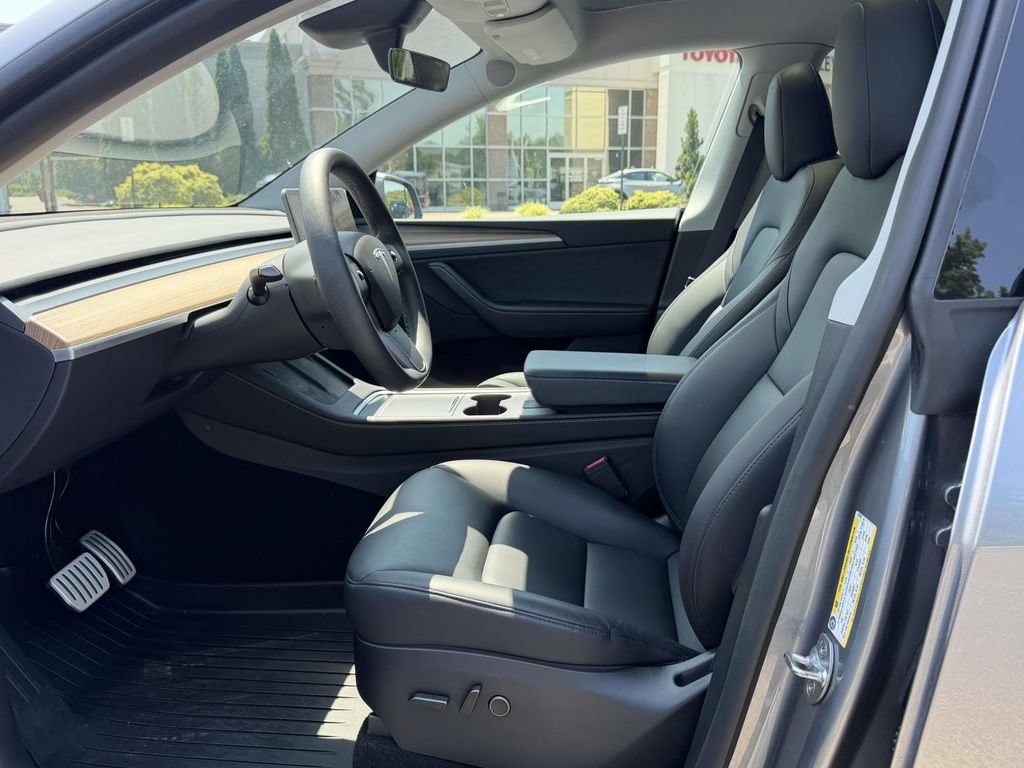 Used 2024 Tesla Model Y Performance AWD/4WD image 15