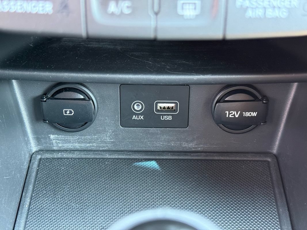 Used 2021 Hyundai Kona SEL FWD image 21