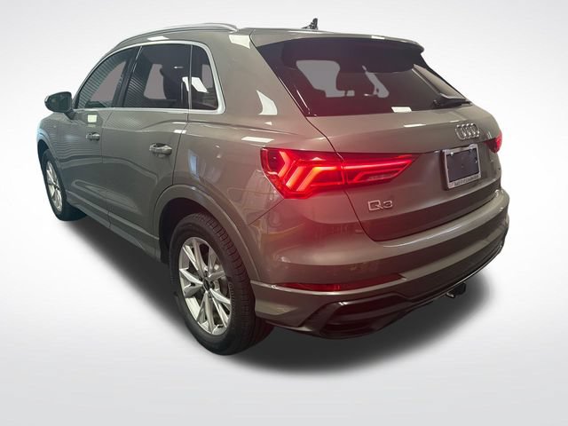Used 2022 Audi Q3 2.0T Premium AWD/4WD image 3