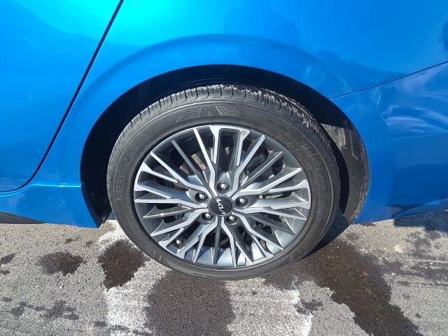 Used 2023 Kia Forte GT-Line w/ GT-Line Premium Package image 13