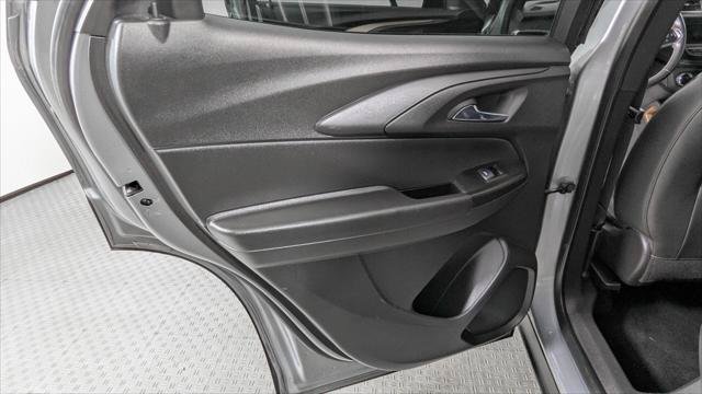 Used 2023 Chevrolet TrailBlazer ACTIV AWD/4WD image 16