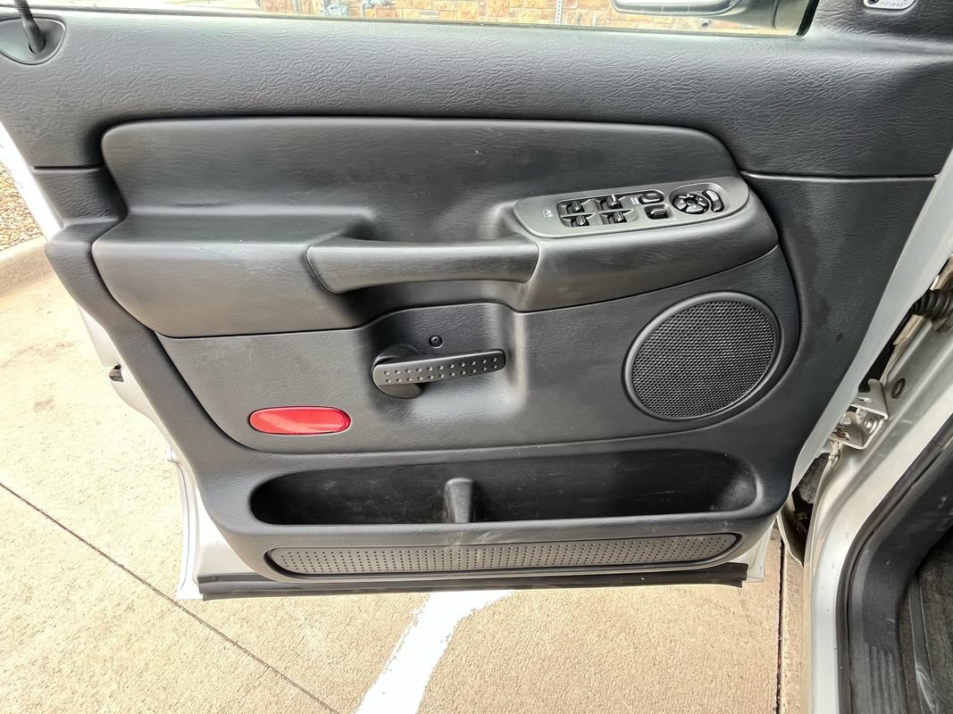 Used 2003 Dodge Ram 3500 Truck ST RWD image 11